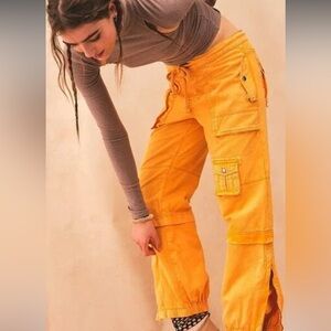 Free People | NWT HTF Rare South Bay Utility Cargo Jogger Pants Butterscotch XS